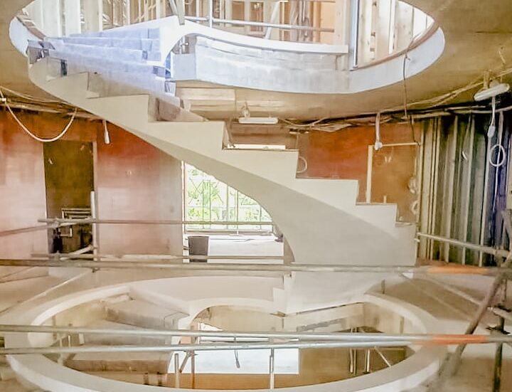 Installation and Tensioning on Site